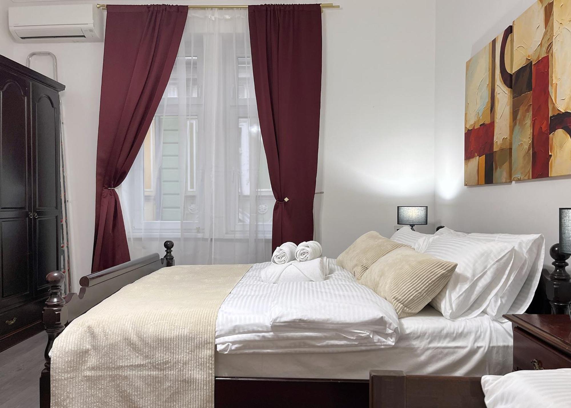Main Street Retreat Apartment With Free Parking Sarajevo Luaran gambar
